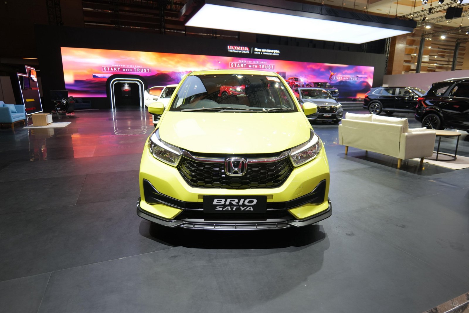 Honda Brio Raih Best City Car dan Local Content Car di IIMS 2026