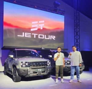 Jetour T2 Sanggah Layar Besar Seberat 594 kg, Buktikan Kemampuan Kuatnya Bodi