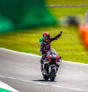 3 Momen Krusial Francesco Bagnaia di MotoGP Italia 2026, Yang Terakhir Bikin Penonton Tahan Nafas