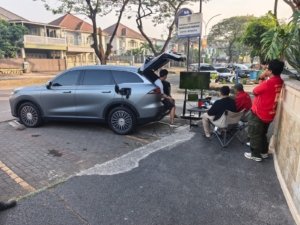 Chery Indonesia Dukung OtoCibubur Gelar Acara Nonton Bersama Sepakbola, Fitur V2L Jadi Sorotan