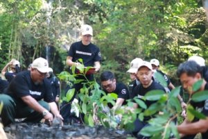 Bridgestone Indonesia Raih Penghargaan CSR 2026, Olah 120 Kg Kompos dan Tanam 400 Pohon